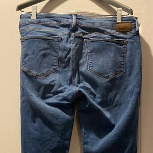 Mavi jeans. Emma slim boyfriend size 32/34